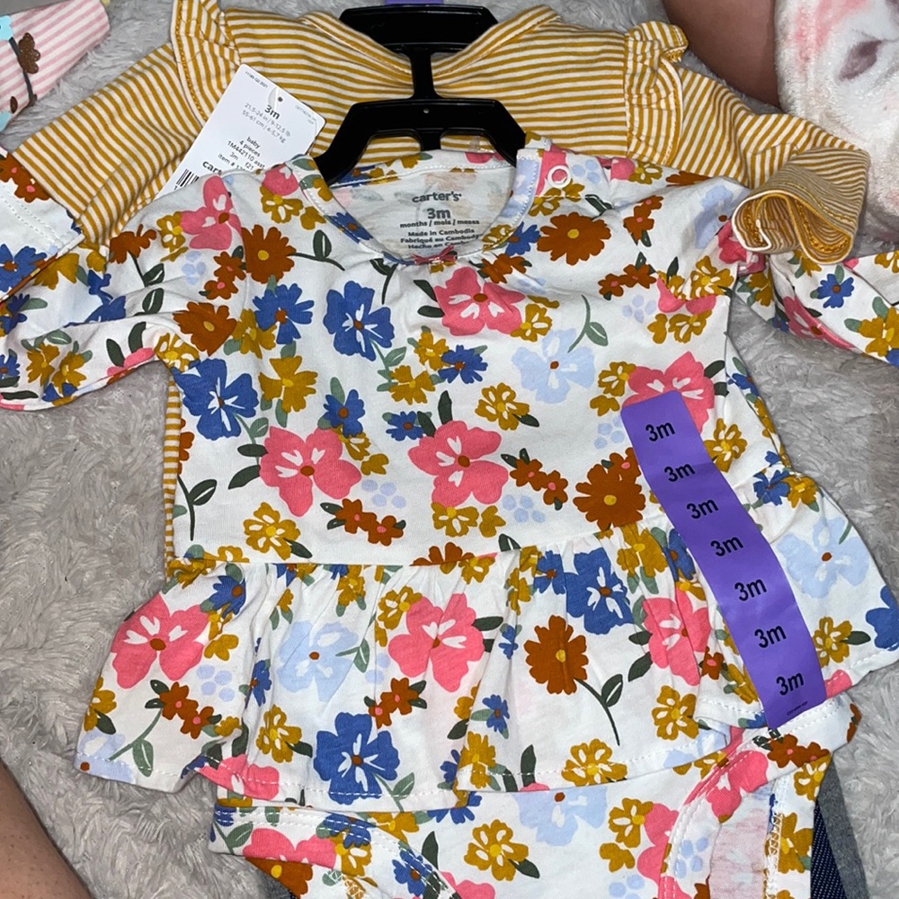 4 piece set for babygirl